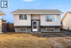 123 Radley Place SE  Calgary, AB T2A 5X5
