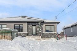 91 Rue du Grenat  Saint-Apollinaire, QC G0S 2E0