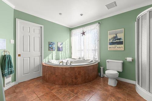 Salle de bains - 183 Ch. Du Fleuve, Pointe-Des-Cascades, QC - Indoor Photo Showing Bathroom