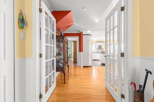 Hall d'entrée/Vestibule - 183 Ch. Du Fleuve, Pointe-Des-Cascades, QC - Indoor Photo Showing Other Room