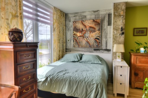 Loft - 109-231 Rue Riverside, Saint-Lambert, QC - Indoor Photo Showing Bedroom