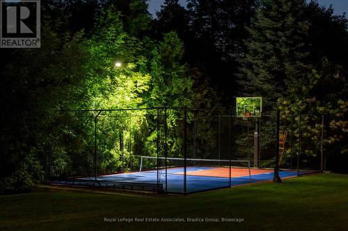 19 Lorraine Gardens, Toronto, ON - Outdoor