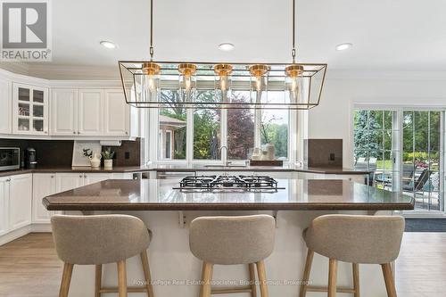 19 Lorraine Gardens, Toronto, ON - Indoor