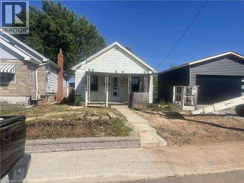 64 Beland Avenue N, Hamilton, ON 