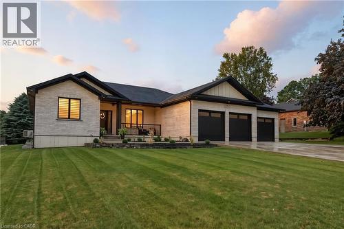 30 TANAGER Drive  Tillsonburg, ON N4G 1A9