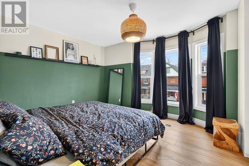 792 Cannon Street E, Hamilton, ON - Indoor Photo Showing Bedroom