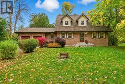 62 EVELYN AVENUE  Georgina, ON L4P 3C8