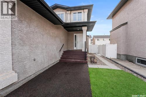 2738 Alfred Crescent, Regina, SK - Outdoor