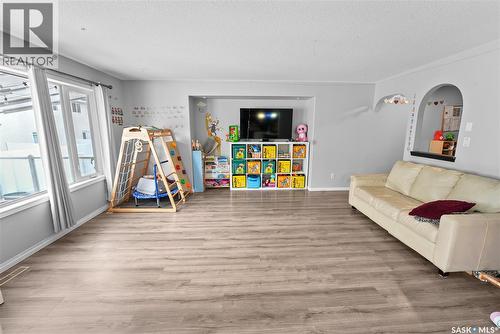 2738 Alfred Crescent, Regina, SK - Indoor
