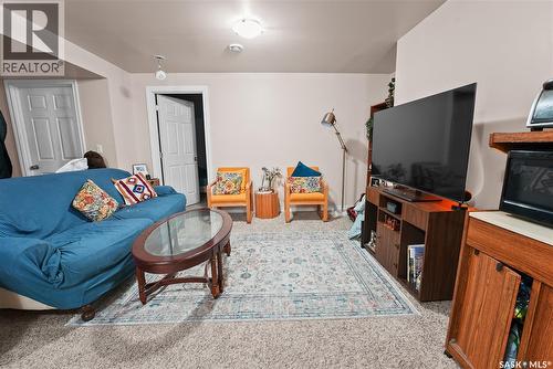 2738 Alfred Crescent, Regina, SK - Indoor