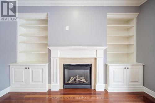 115 St Lawrence Drive, Mississauga, ON - Indoor With Fireplace