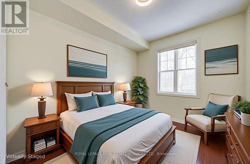115 St Lawrence Drive, Mississauga, ON - Indoor Photo Showing Bedroom
