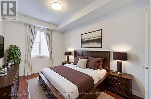 115 St Lawrence Drive, Mississauga, ON - Indoor Photo Showing Bedroom