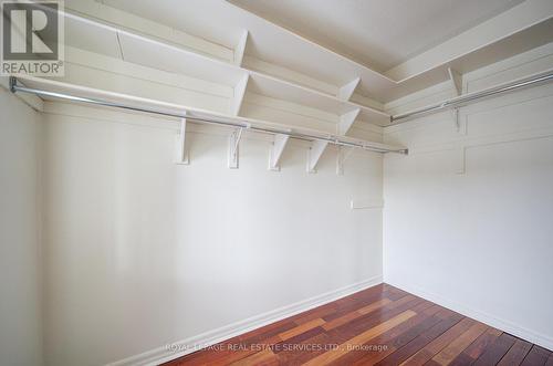 115 St Lawrence Drive, Mississauga, ON - Indoor