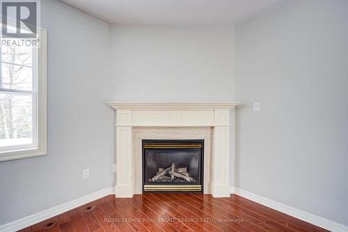 115 St Lawrence Drive, Mississauga, ON - Indoor Photo Showing Living Room With Fireplace