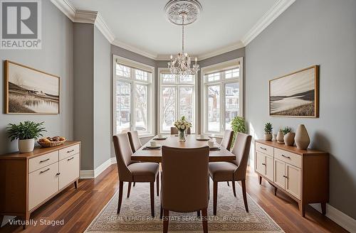 115 St Lawrence Drive, Mississauga, ON - Indoor Photo Showing Dining Room