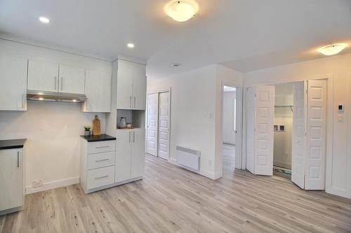 Vue d'ensemble - 32 Rue Sévigny, Val-D'Or, QC - Indoor