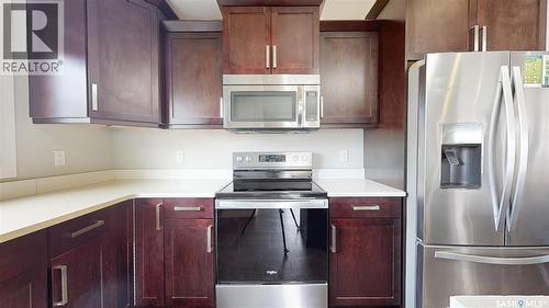 5614 Beacon Place, Regina, SK - Indoor Photo Showing Kitchen