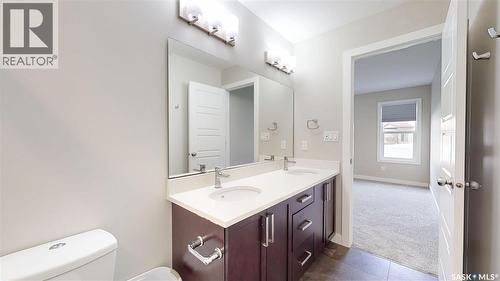 5614 Beacon Place, Regina, SK - Indoor Photo Showing Bathroom