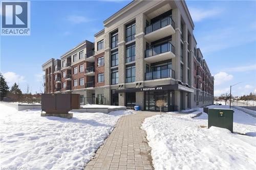 1 REDFERN Avenue Unit# 425  Hamilton, ON L9C 0E6