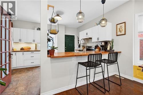 792 Cannon Street E, Hamilton, ON - Indoor Photo Showing Kitchen