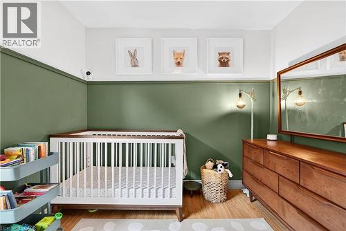 792 Cannon Street E, Hamilton, ON - Indoor Photo Showing Bedroom