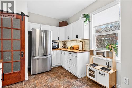 792 Cannon Street E, Hamilton, ON - Indoor Photo Showing Kitchen