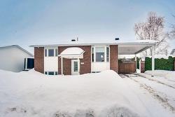 35 Rue du Muguet  Gatineau (Masson-Angers), QC J8M 1H1