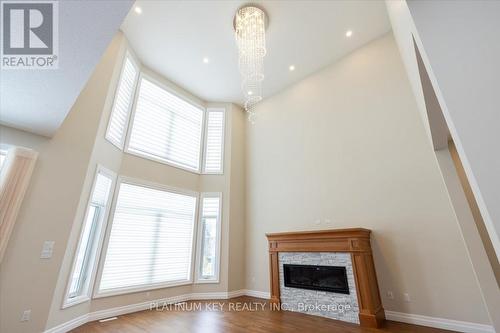 7 Edgeview Crescent, Middlesex Centre (Kilworth), ON - Indoor With Fireplace