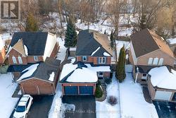 9 ROYAL PINES COURT  Clarington (Bowmanville), ON L1C 4P4