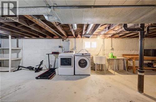 48 Longwood Road N, Hamilton, ON - Indoor