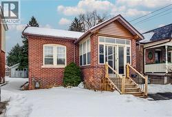 48 LONGWOOD Road N  Hamilton, ON L8S 3V4