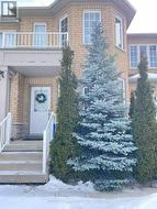 27 SILVER LINDEN DRIVE  Richmond Hill, ON L4B 3S8