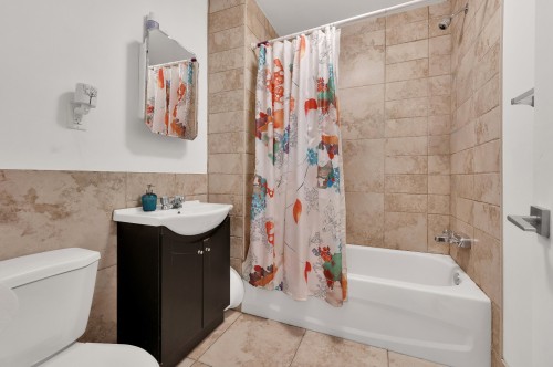 Salle de bains - 1-5325 Rue Sherbrooke O., Montréal (Côte-Des-Neiges/Notre-Dame-De-Grâce), QC - Indoor Photo Showing Bathroom