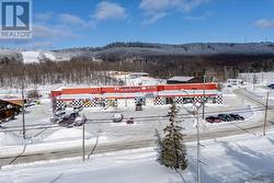 6 Oakland Avenue  Elliot Lake, ON P3A 2T1