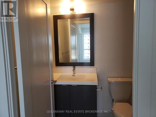 1504 - 7 Mabelle Avenue, Toronto, ON - Indoor Photo Showing Bathroom