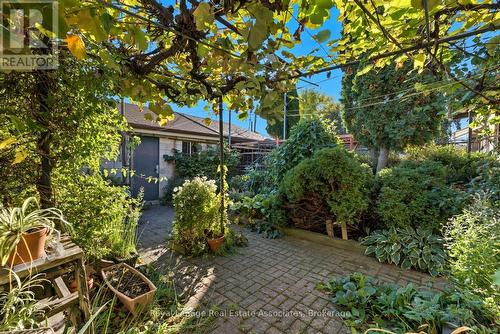 439 Salem Avenue N, Toronto, ON - Outdoor