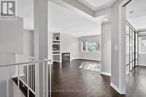10 - 290 Cathcart Street, Ottawa, ON - Indoor Photo Showing Other Room