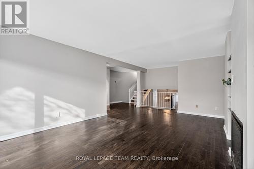 10 - 290 Cathcart Street, Ottawa, ON - Indoor Photo Showing Other Room