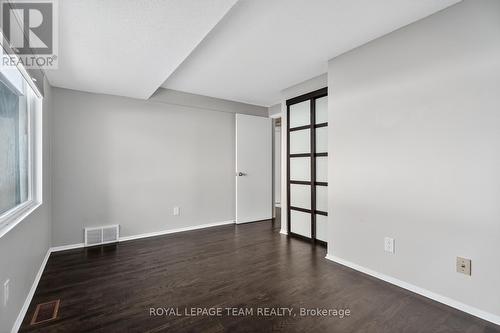 10 - 290 Cathcart Street, Ottawa, ON - Indoor Photo Showing Other Room