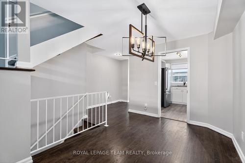 10 - 290 Cathcart Street, Ottawa, ON - Indoor Photo Showing Other Room