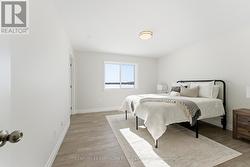 Primary Bedroom - 