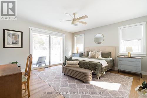 1555 Baseline Road S, Tiny, ON - Indoor Photo Showing Bedroom