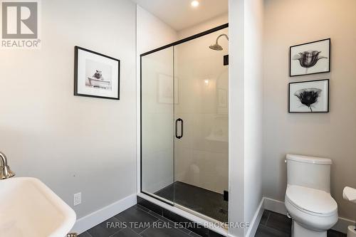 1555 Baseline Road S, Tiny, ON - Indoor Photo Showing Bathroom