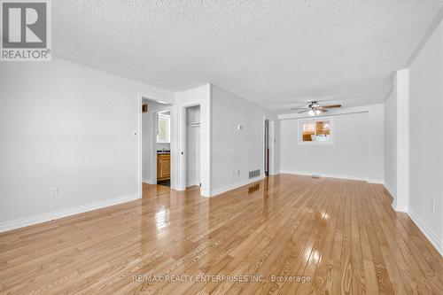 3356 Strabane Drive, Mississauga, ON - Indoor Photo Showing Other Room