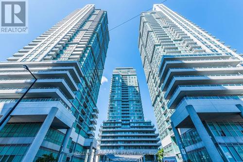 # 1705 - 70 TOWN CENTRE COURT  Toronto, ON M1P 4Y7