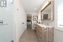 Renovated ensuite bathrm w walk-in shower. - 
