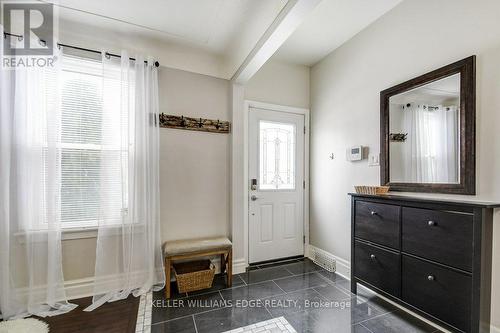 14 Baker Street, Hamilton, ON - Indoor Photo Showing Other Room