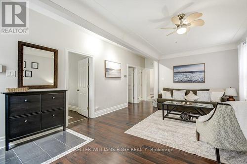 14 Baker Street, Hamilton, ON - Indoor