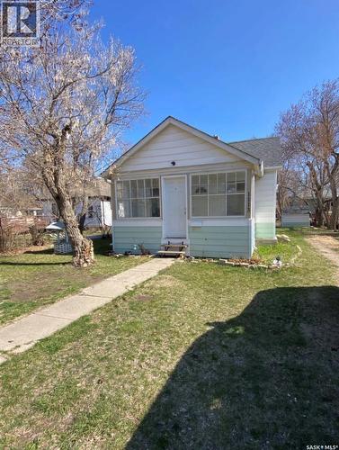 1113 Valley STREET  Estevan, SK S4A 0E3